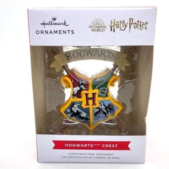 Hallmark Harry Potter Hogwarts Crest Christmas Ornament New - Picture 1 of 4